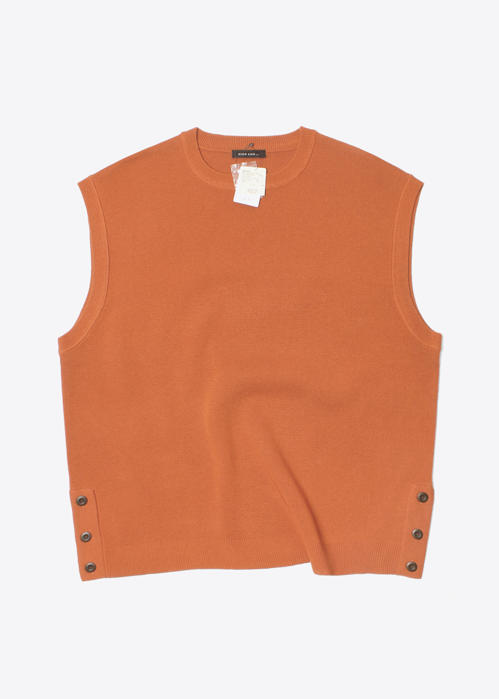 NIKO AND’over fit’ poly button vest