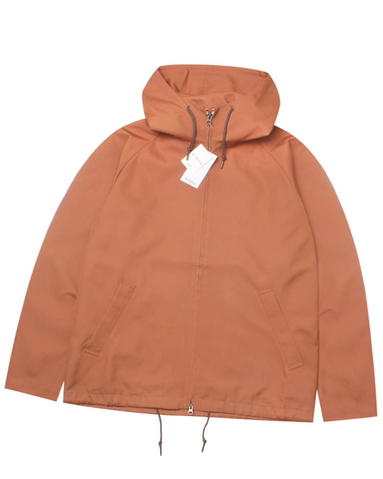 BEAMS ‘over fit’ poly hood jacket