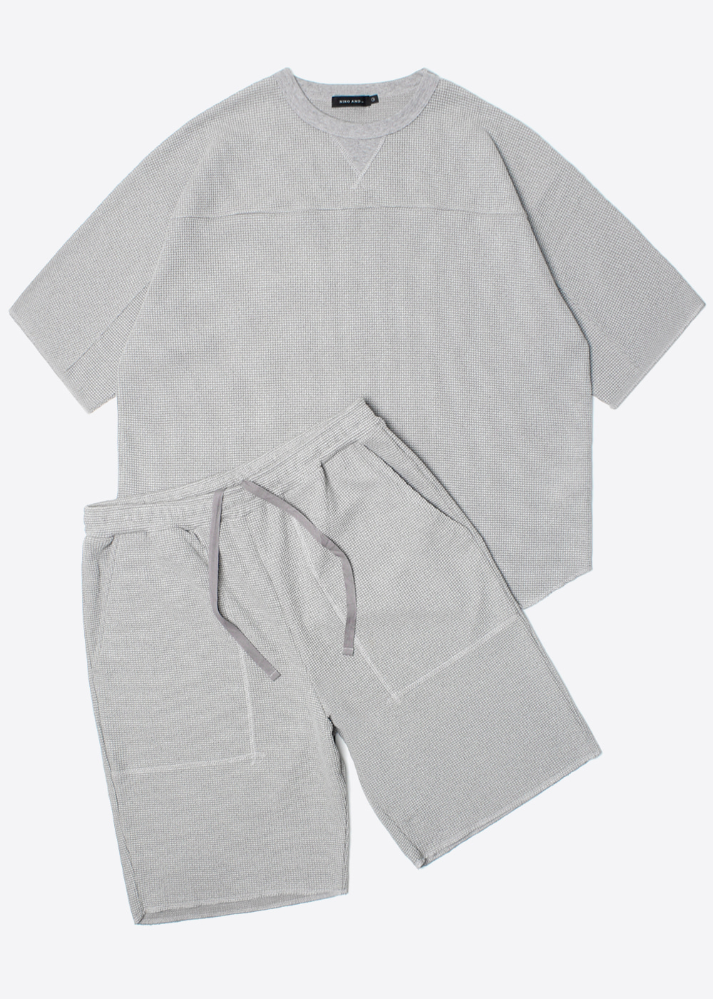 NIKO AND‘over fit’ thermal two-piece sweat tshirt pant